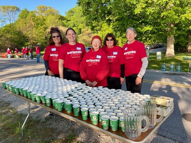 Bayshore drink volunteers.jpg